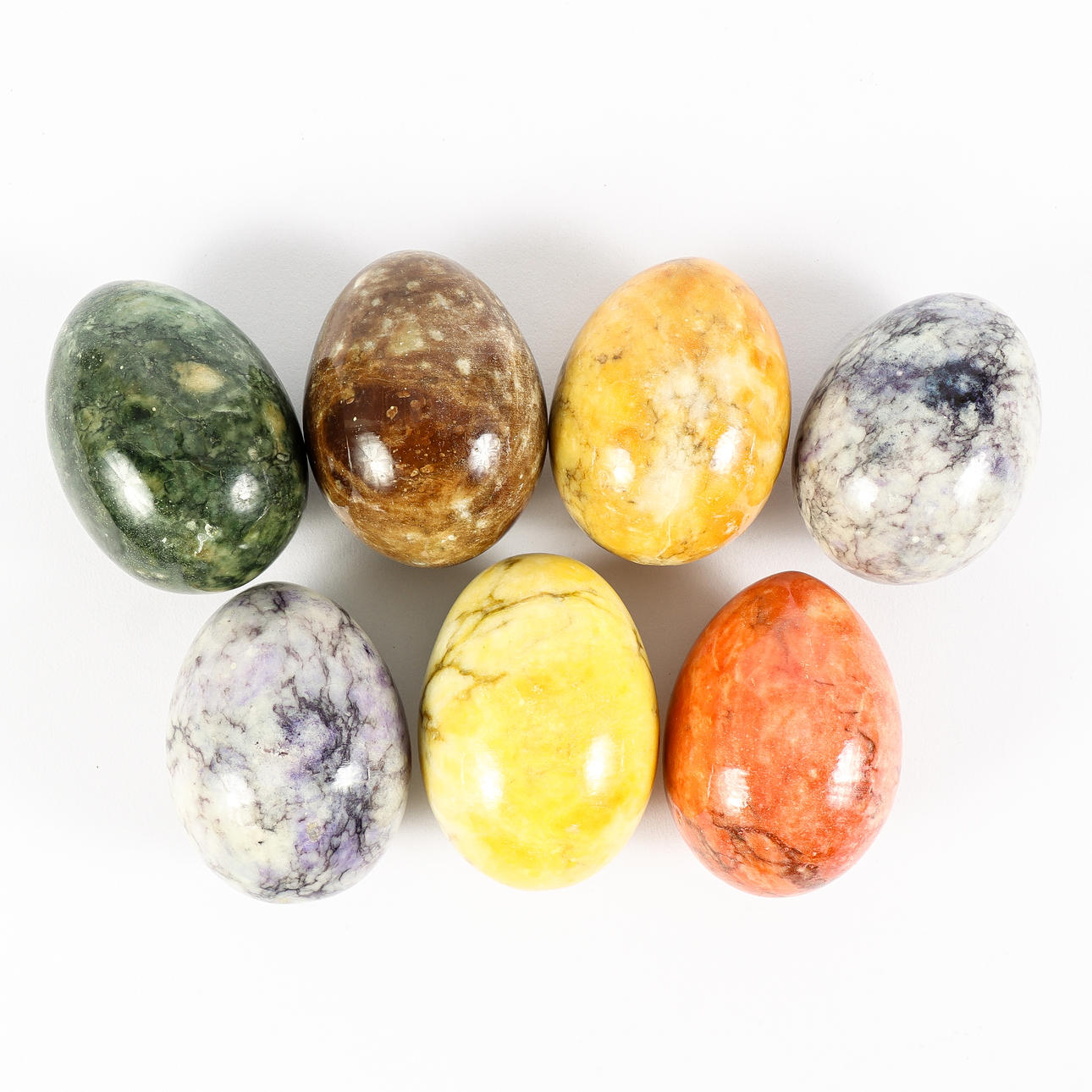 EGGS 7 pieces, stone.