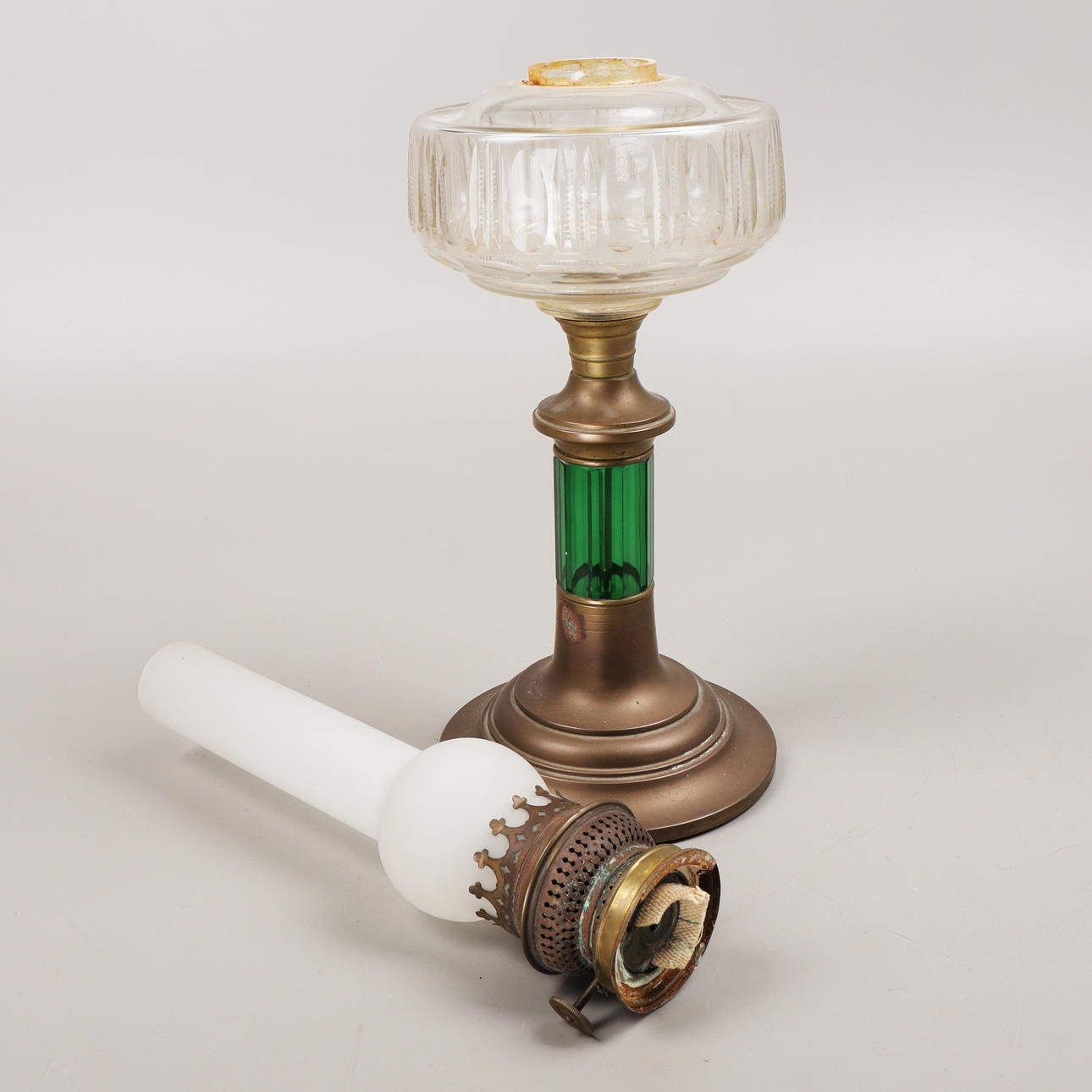 BORDSFOTOGENLAMPA, 1900-talets första hälft.