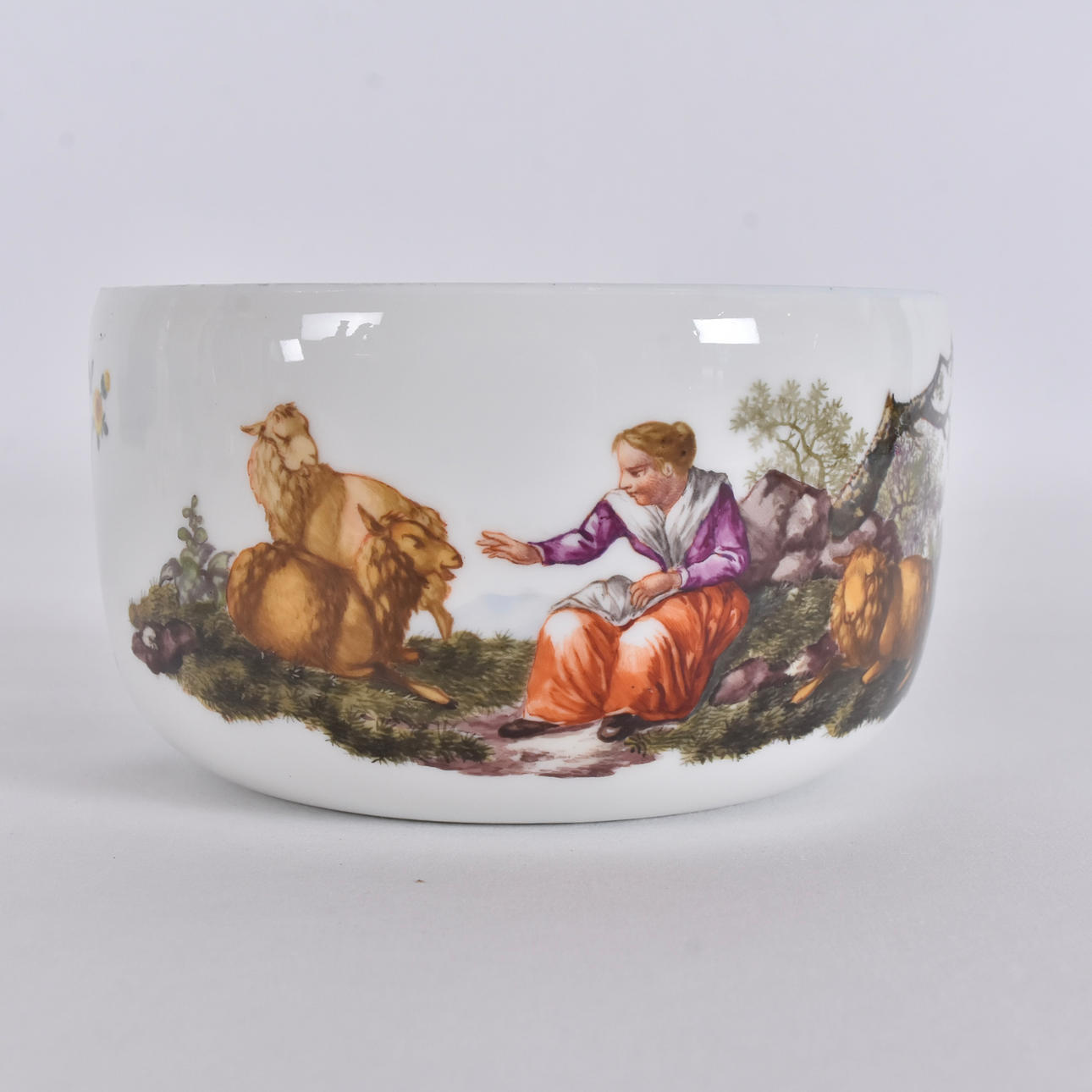 SPILKUM, porcelain Meissen 1732-73.