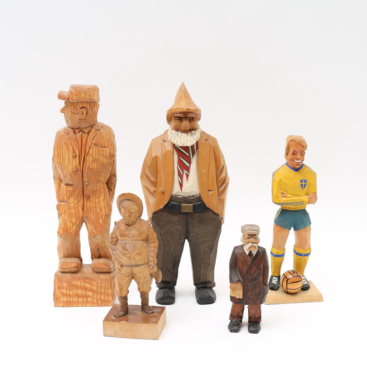 WOODEN FIGURES, 5pcs.