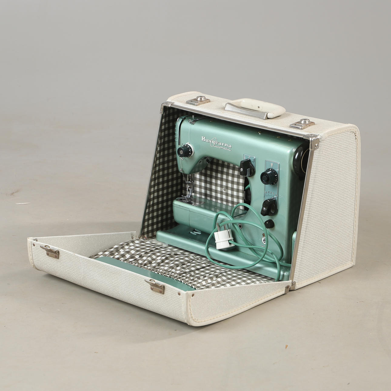 SEWING MACHINE, Husqvarna.