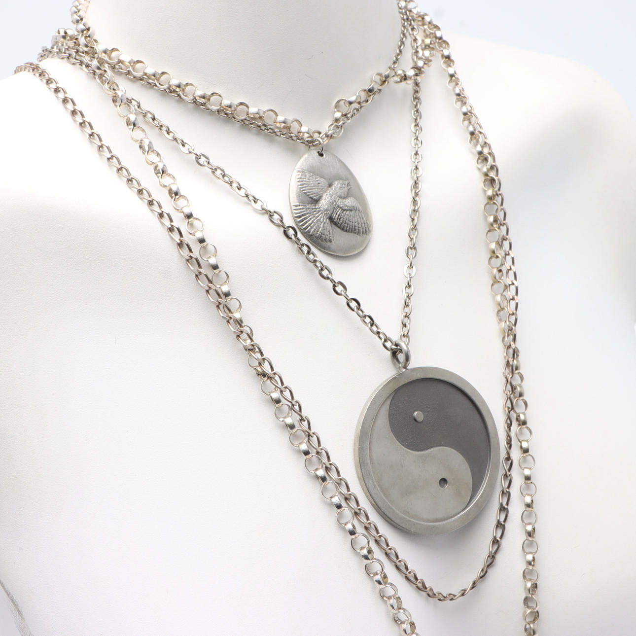JEWELLERY, 4 pieces, partly silver.