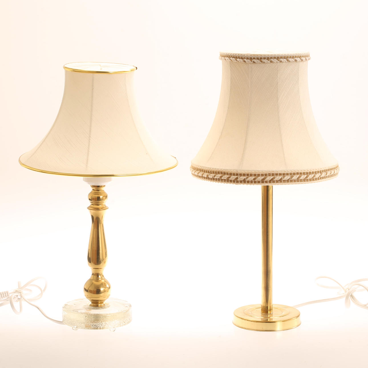 BORDSLAMPOR, 2 stycken, mässing, bl a Randers, Danmark.