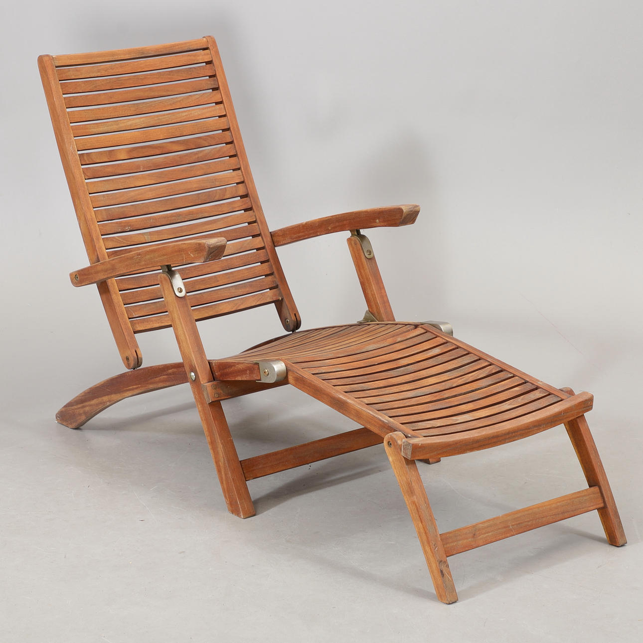 A teak deckchair, 2000's.