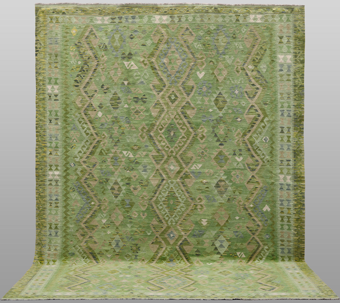 CARPET, “Kelim”, 345 x 255 cm.