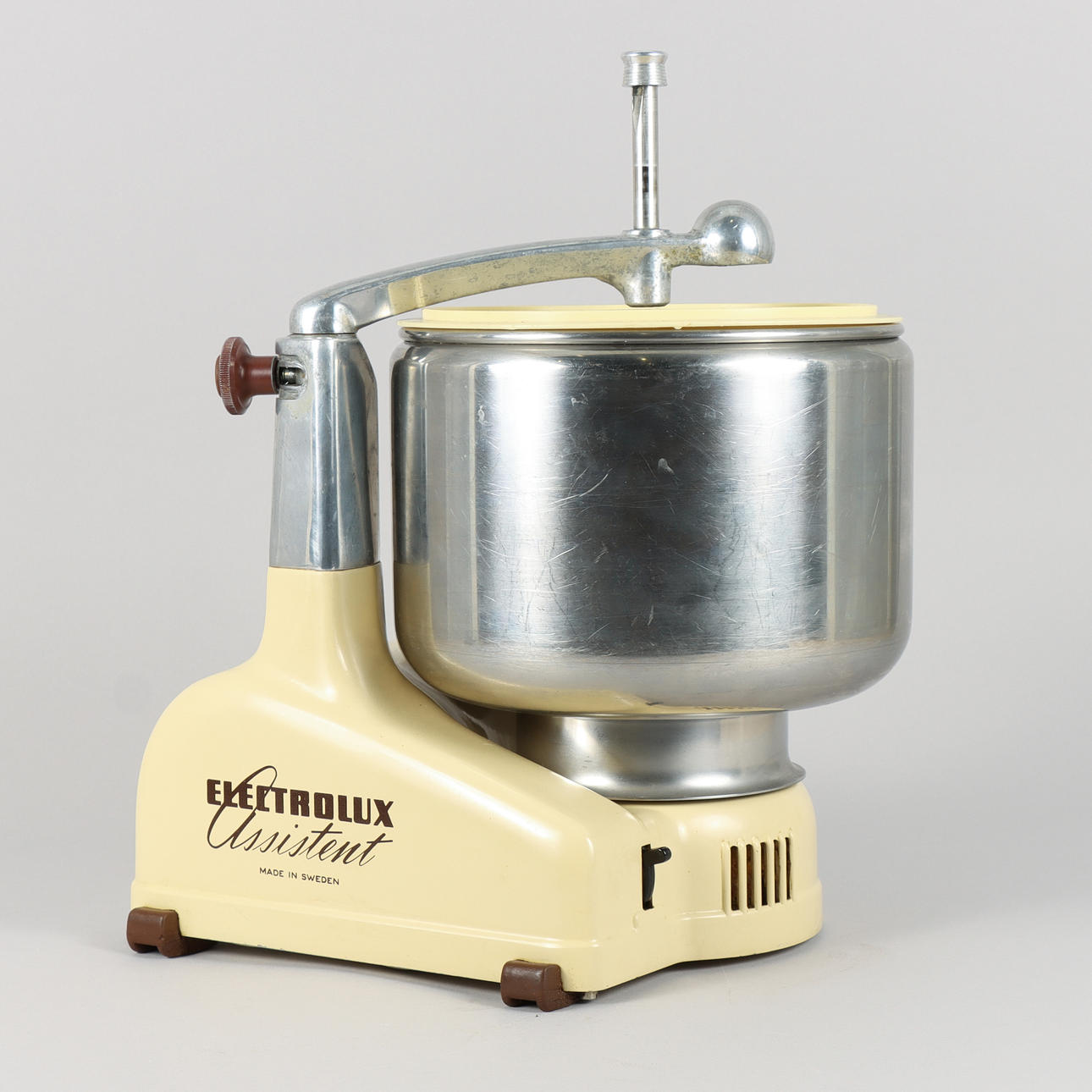 HOUSEHOLD ASSISTANT Electrolux.