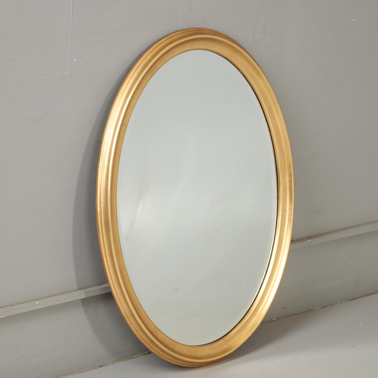 SPEGEL, förgylld ram, 1900-talets andra hälft.