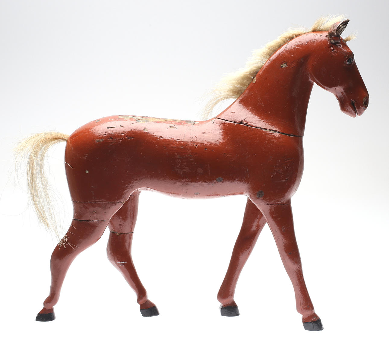 HÄST, trä med tagel, 1800/1900-tal.