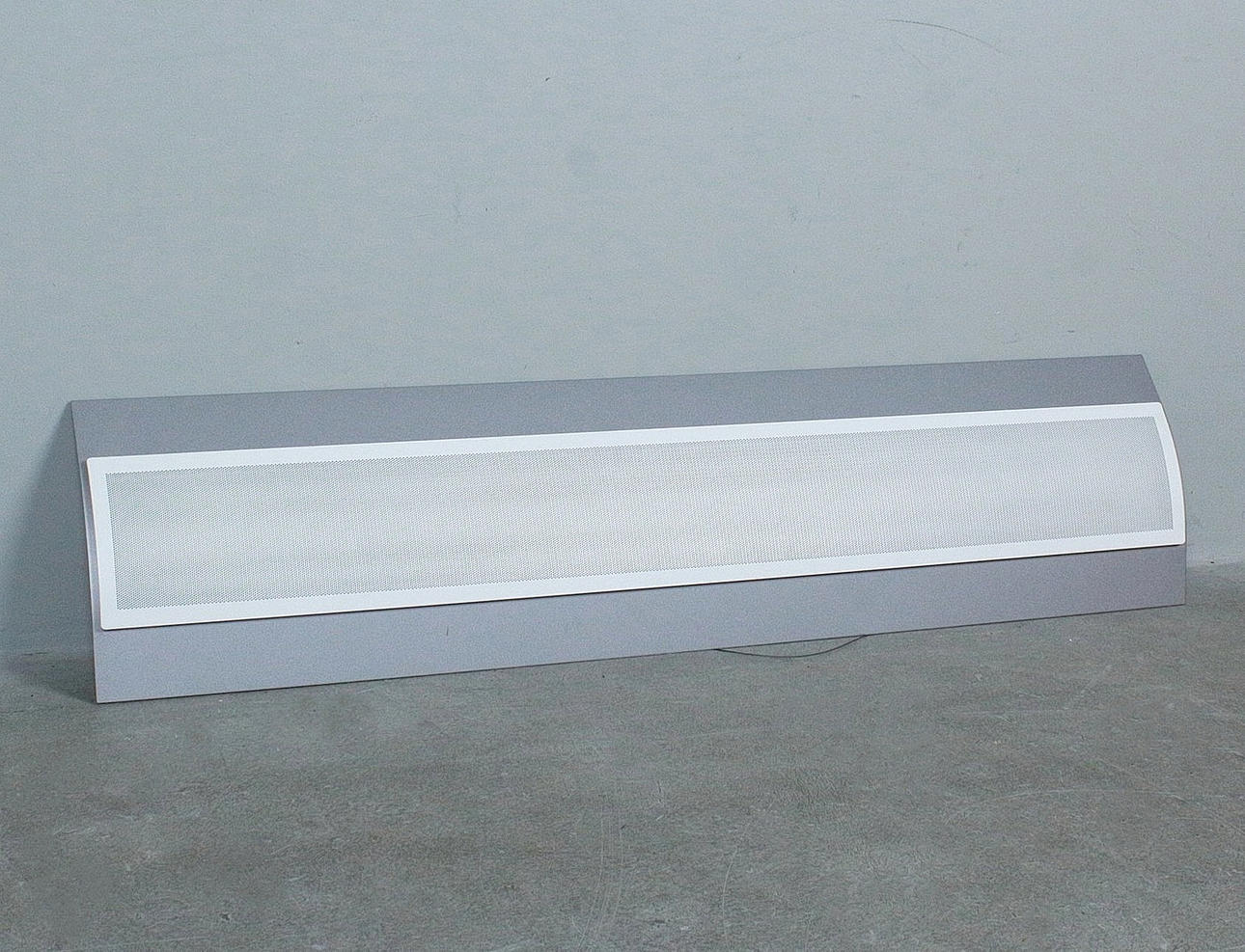 Hanging lamp/pendant lamp.