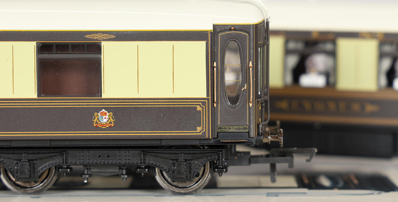 A HORNBY 'ORIENT EXPRESS' BOX SET. Toys - Model railways - Auctionet