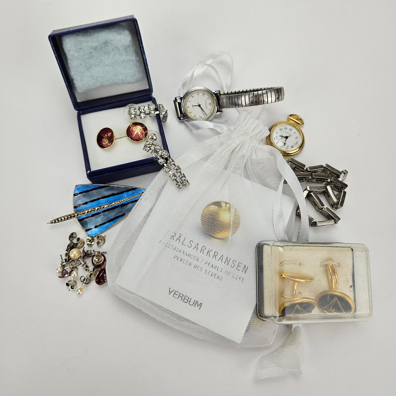 JEWELRY, BIJOUTERIE AND WATCHES.