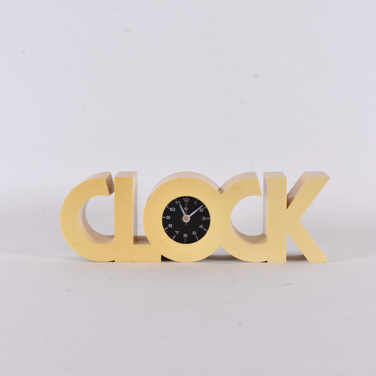 A plastic desk clock, Isis, “Clock”, model 49:1, 1970s.