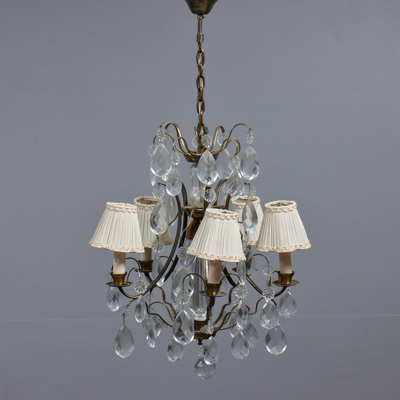 CEILING LAMP WITH PRISMS, BRASS, 20TH CENTURY.