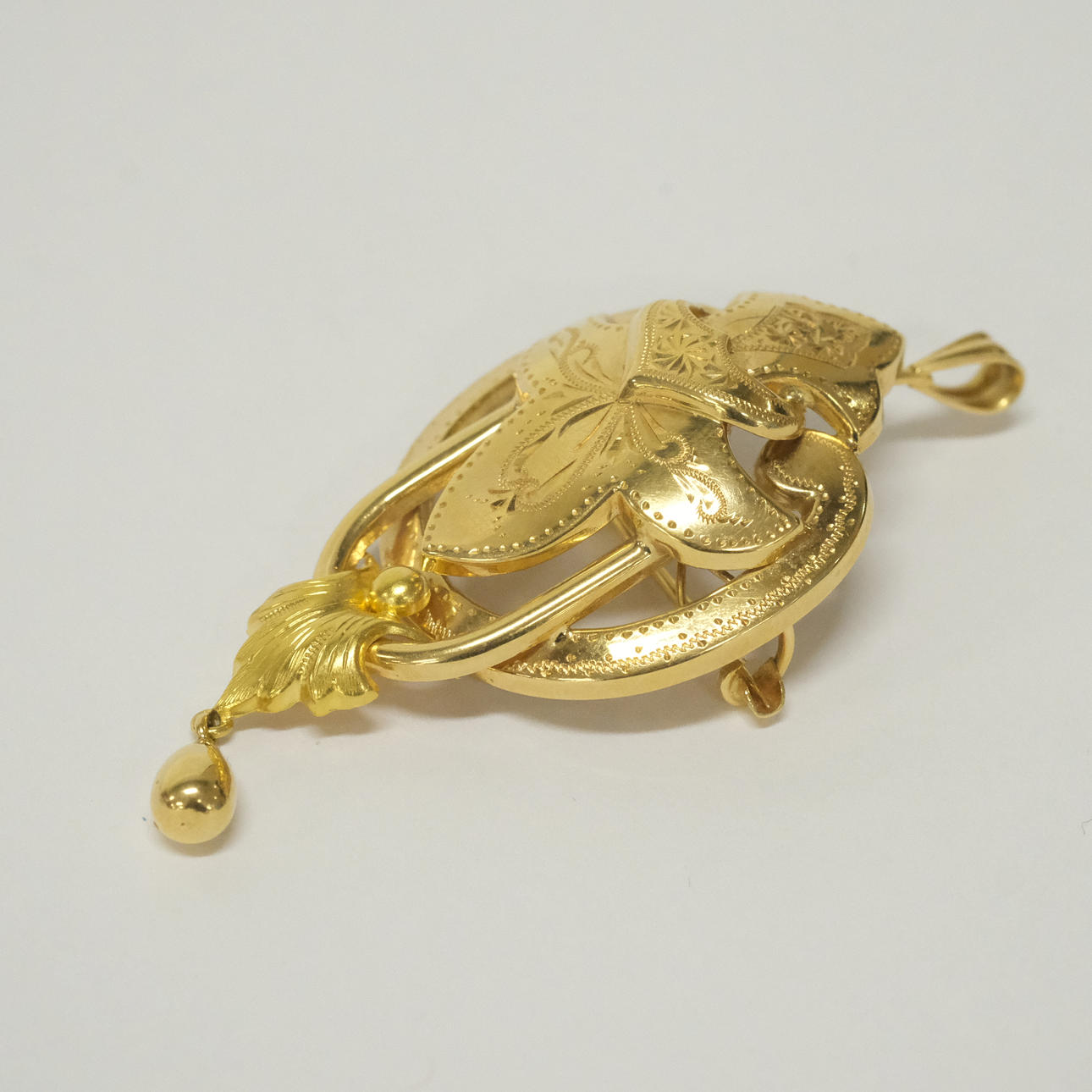 BROOCH/PENDANT, 18K GOLD.