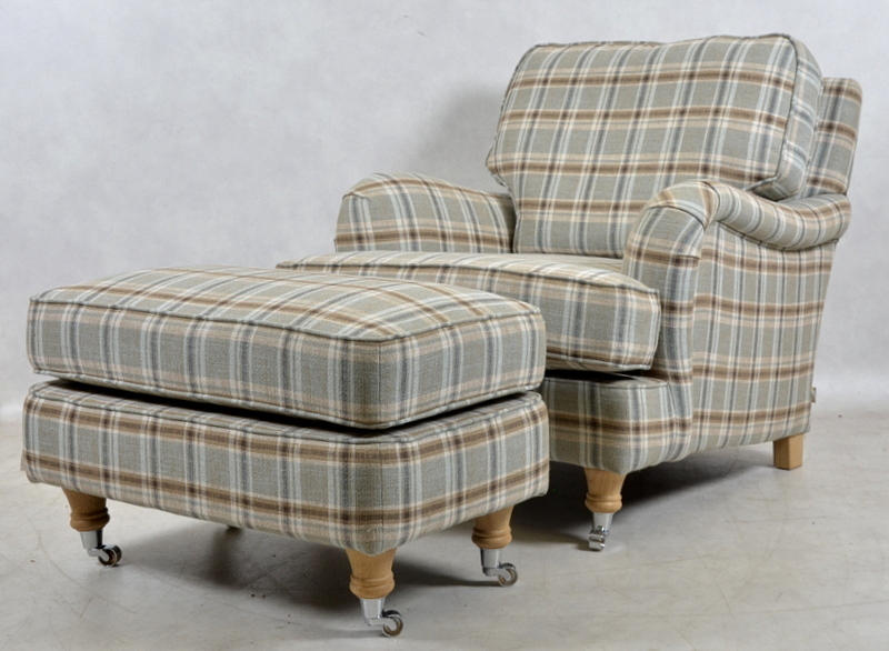 FÅTÖLJ MED FOTPALL, Englesson, 2000-tal.