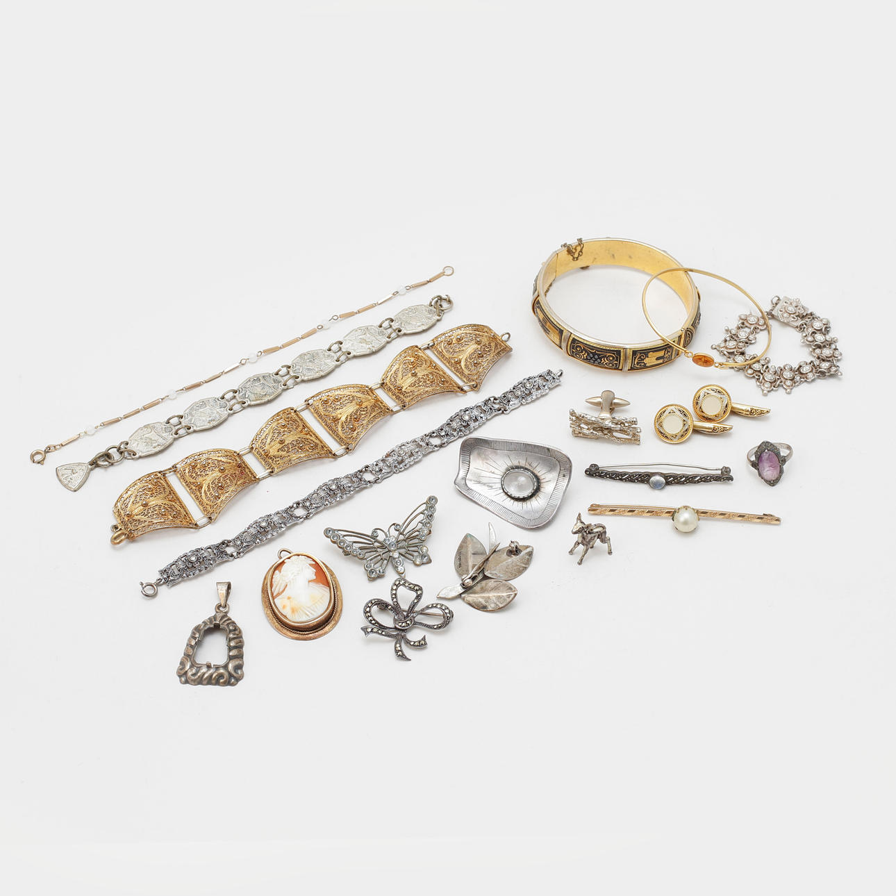 JEWELLERY, various bijouterie.