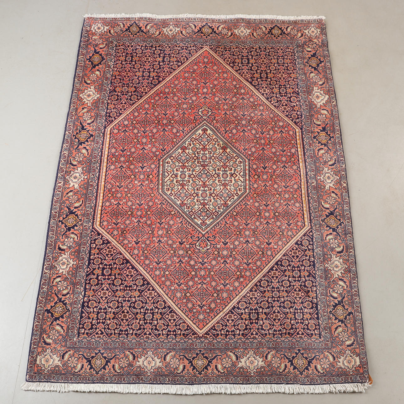 CARPET, Bidjar, 205 x 140 cm.