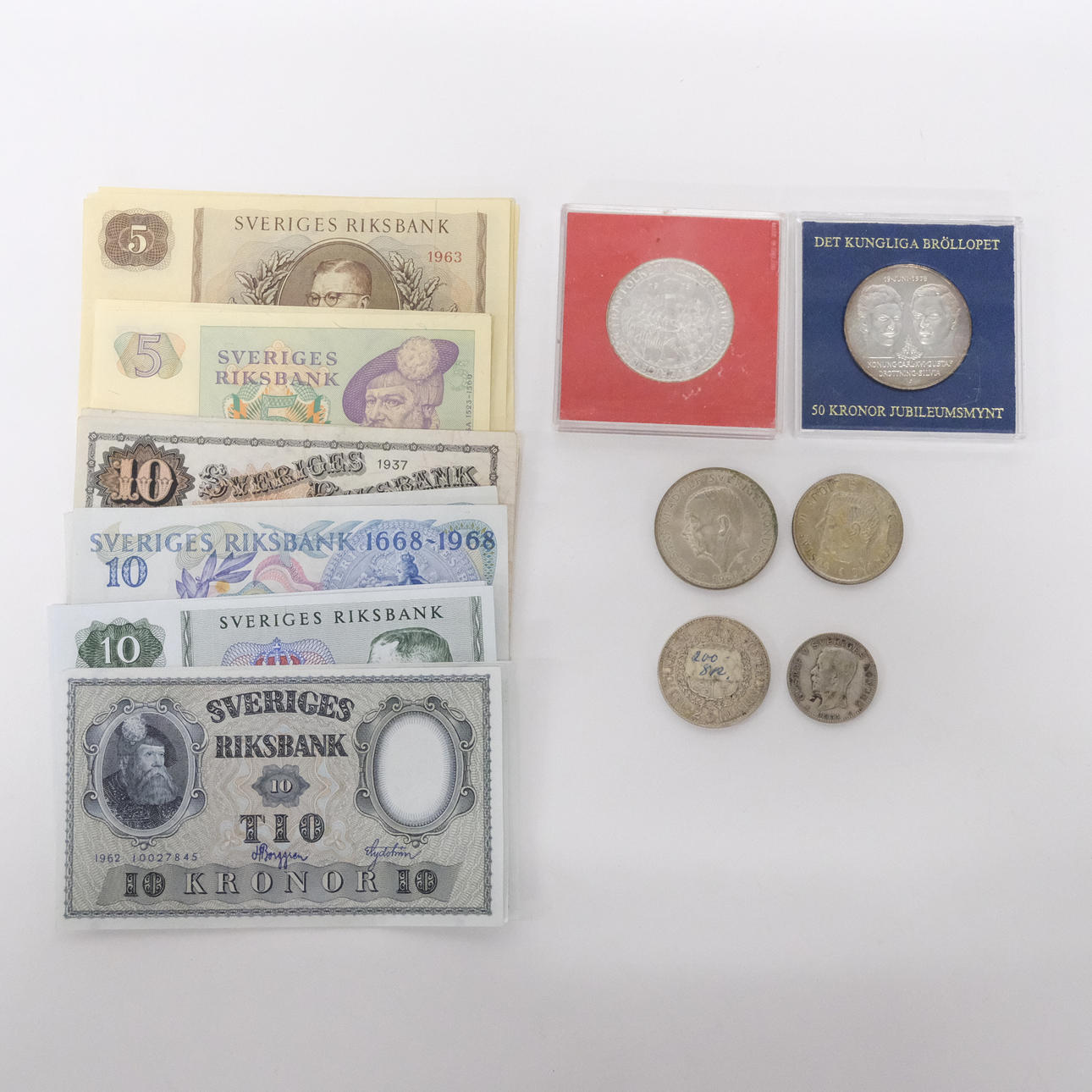 COINS, SILVER AND BANKNOTES, SWEDEN.