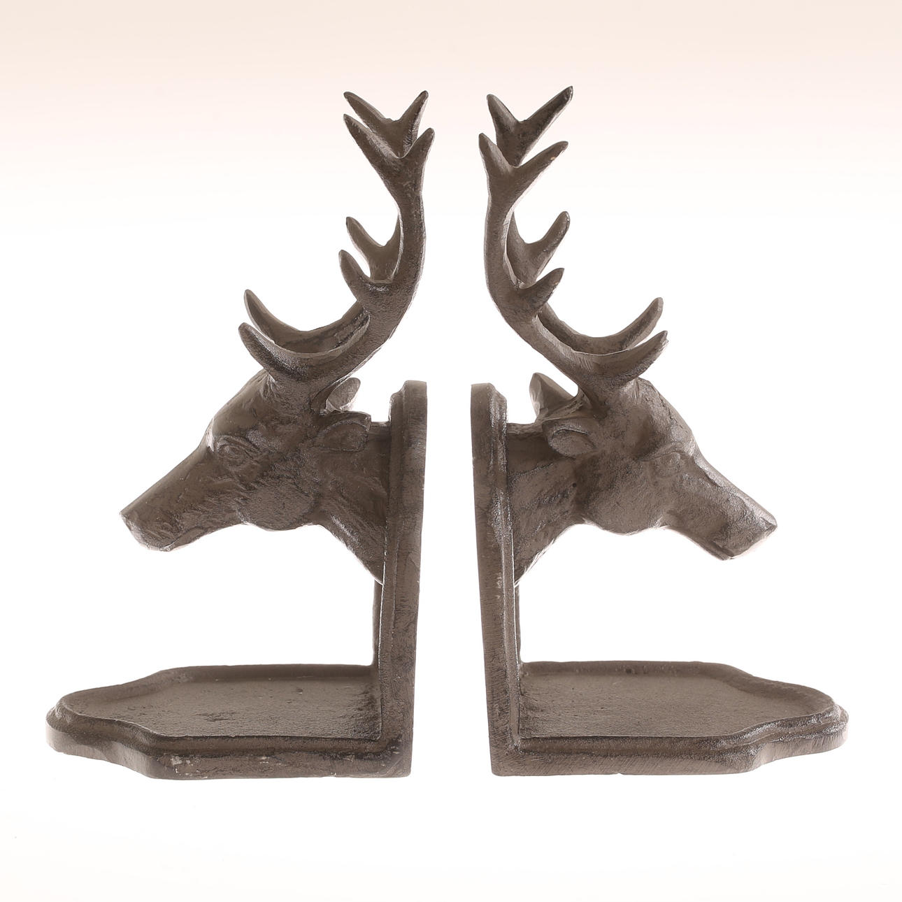 BOKSTÖD, 2 stycken, hjortar, gjutjärn, samtida.