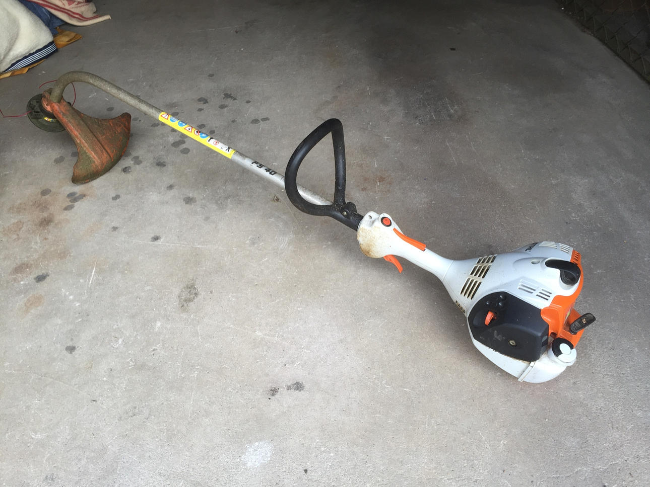 GRÄSTRIMMER, Stihl FS 40.