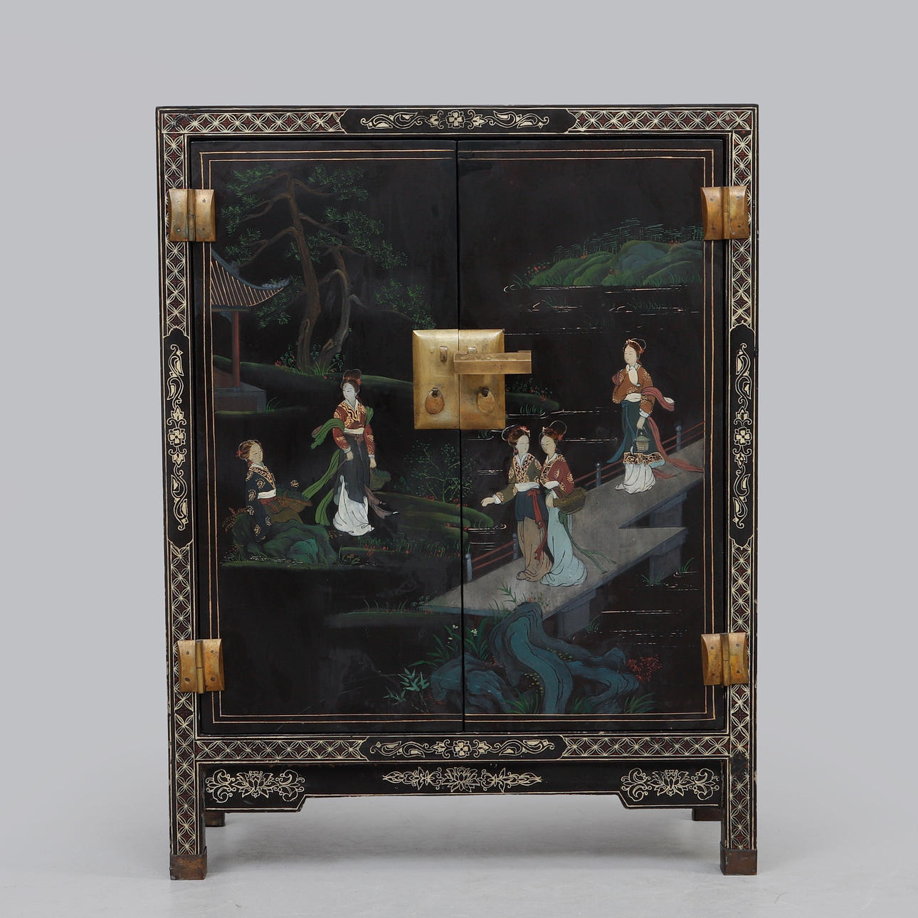 SKÅP, Kina, 1900-talets andra hälft.