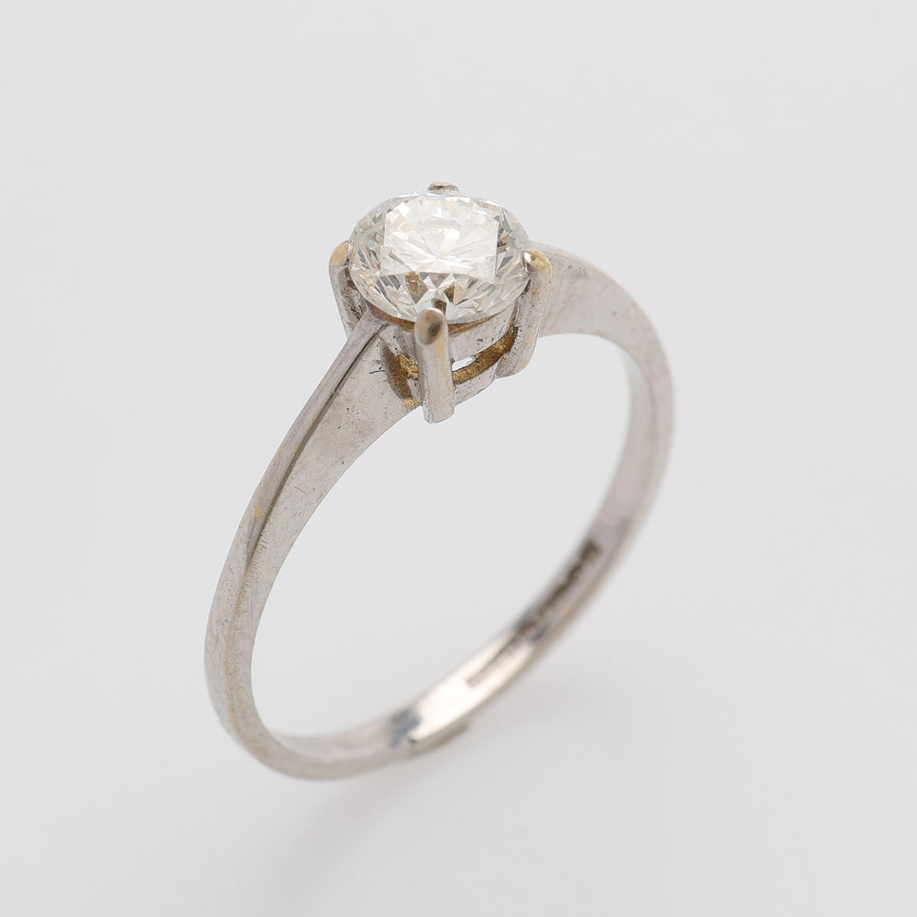 RING, 18K WHITE GOLD, DIAMOND ABOUT 0,40 CT.