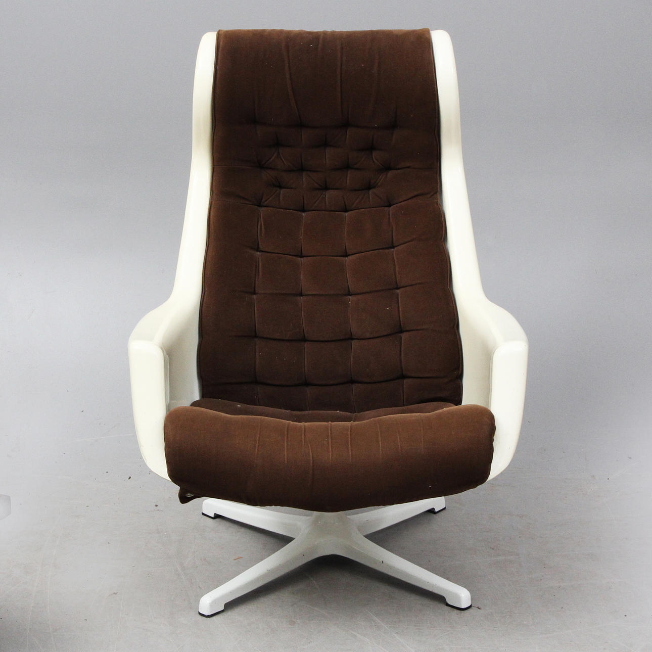 ALF  SVENSSON. Armchair, plastic, Galaxy.