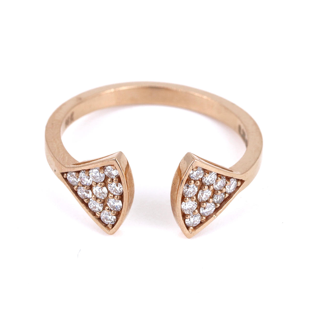 14CT ROSE GOLD DIAMOND SET RING.