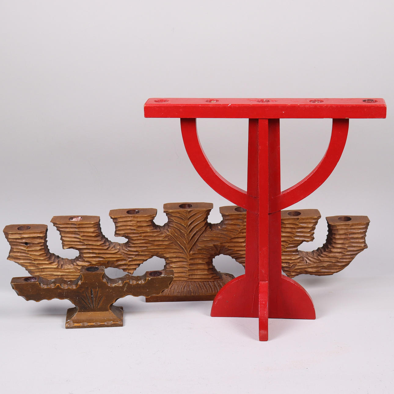 LJUSSTAKAR, trä, 1900-talets första hälft.