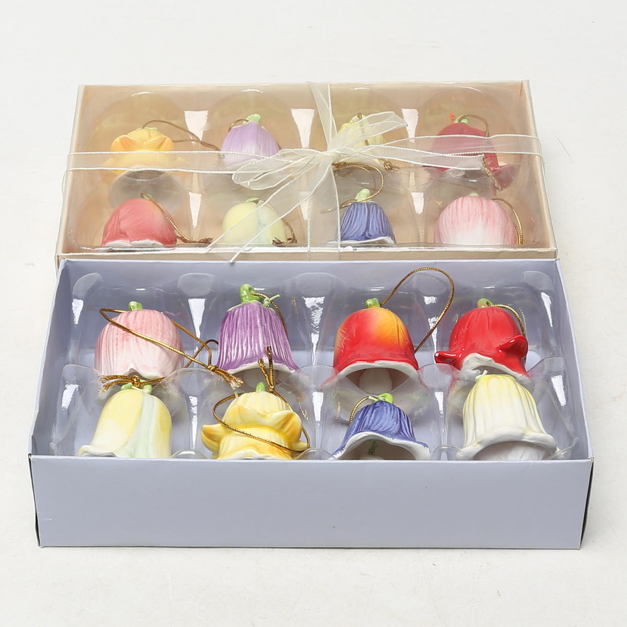 DECORATIVE CLOCKS 16 pcs, porcelain.