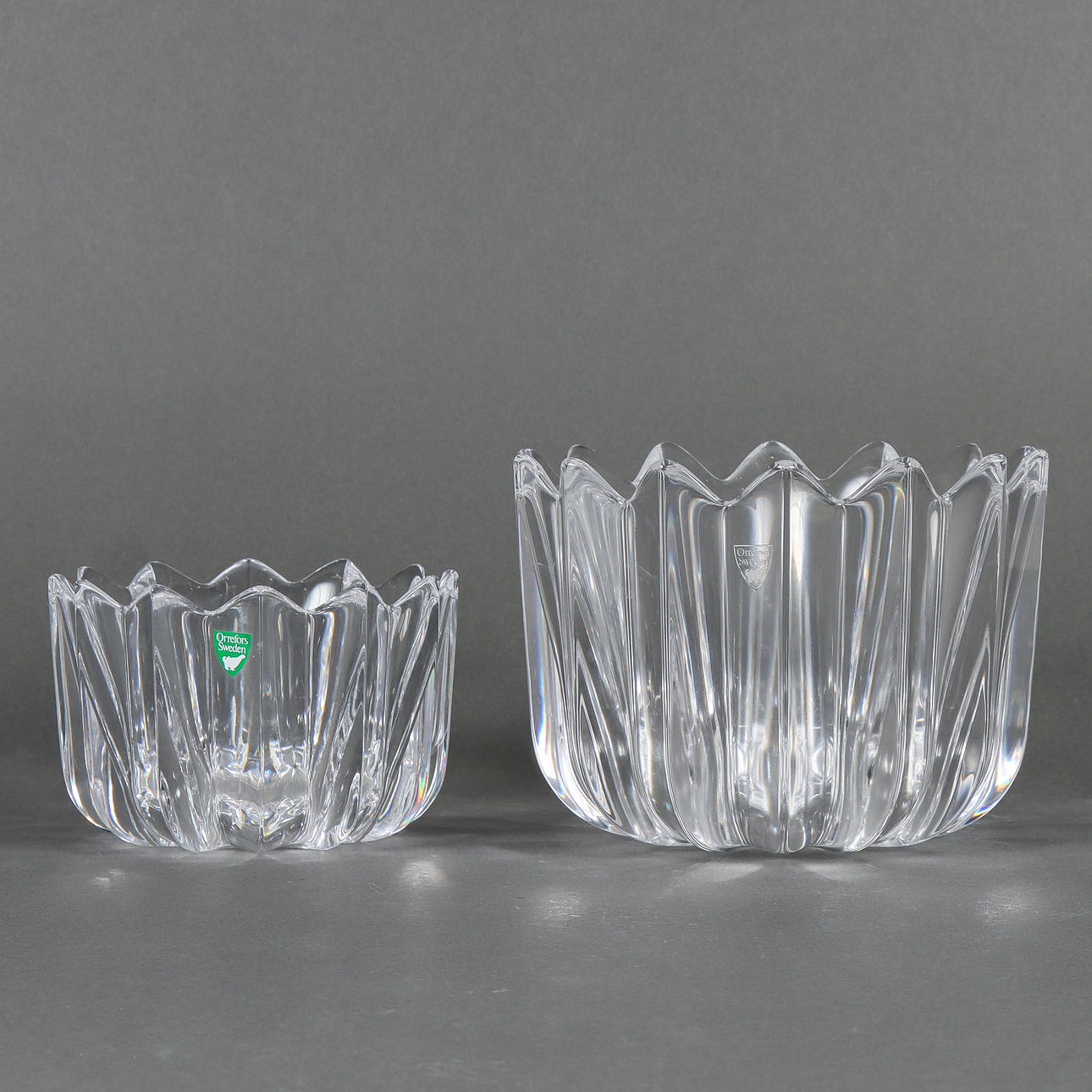 SKÅLAR 2 stycken, Orrefors, Fleur, Jan Johansson.