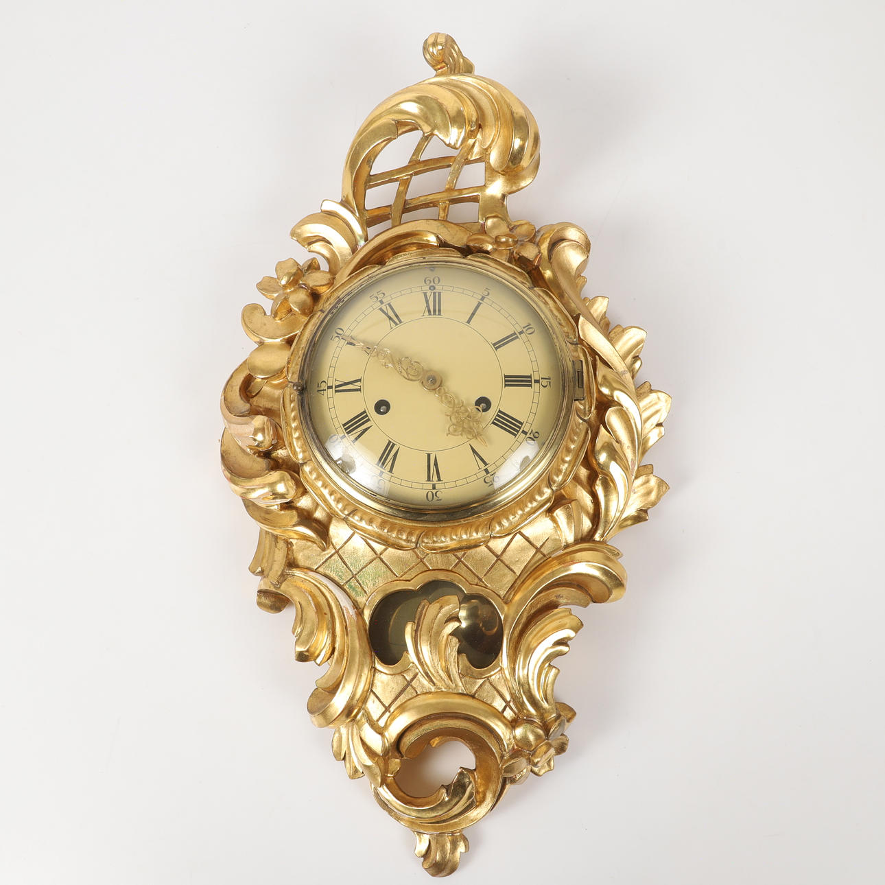 A wall pendant, gilt, 20th century.