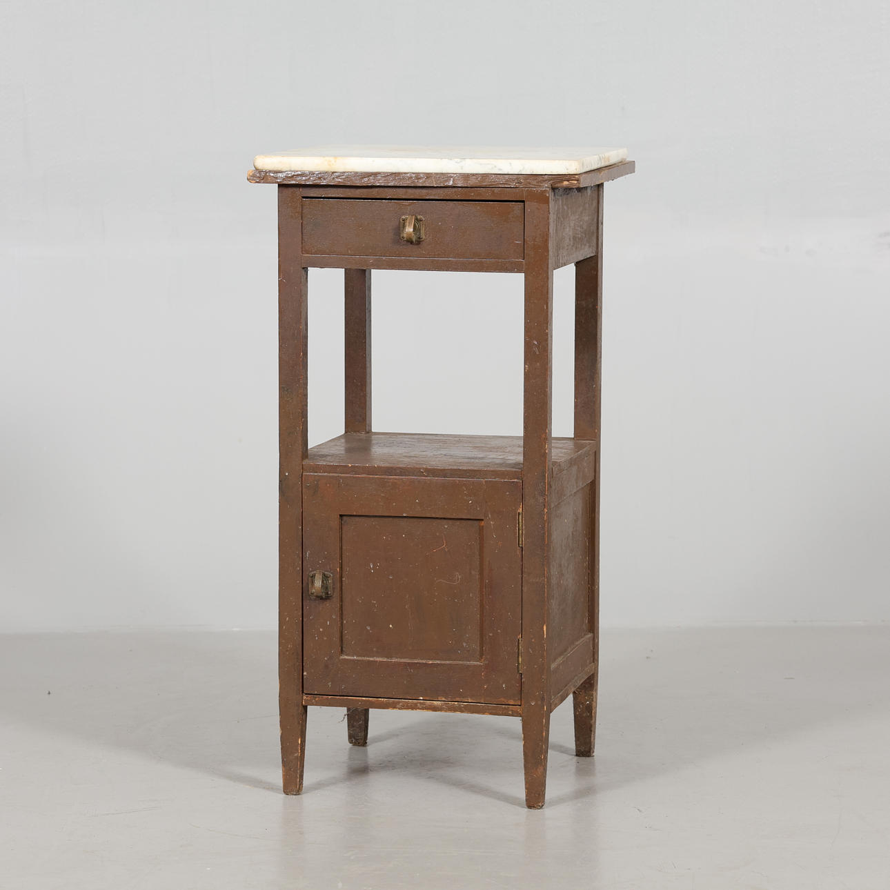 BEDSIDE TABLE 18/1900'S.