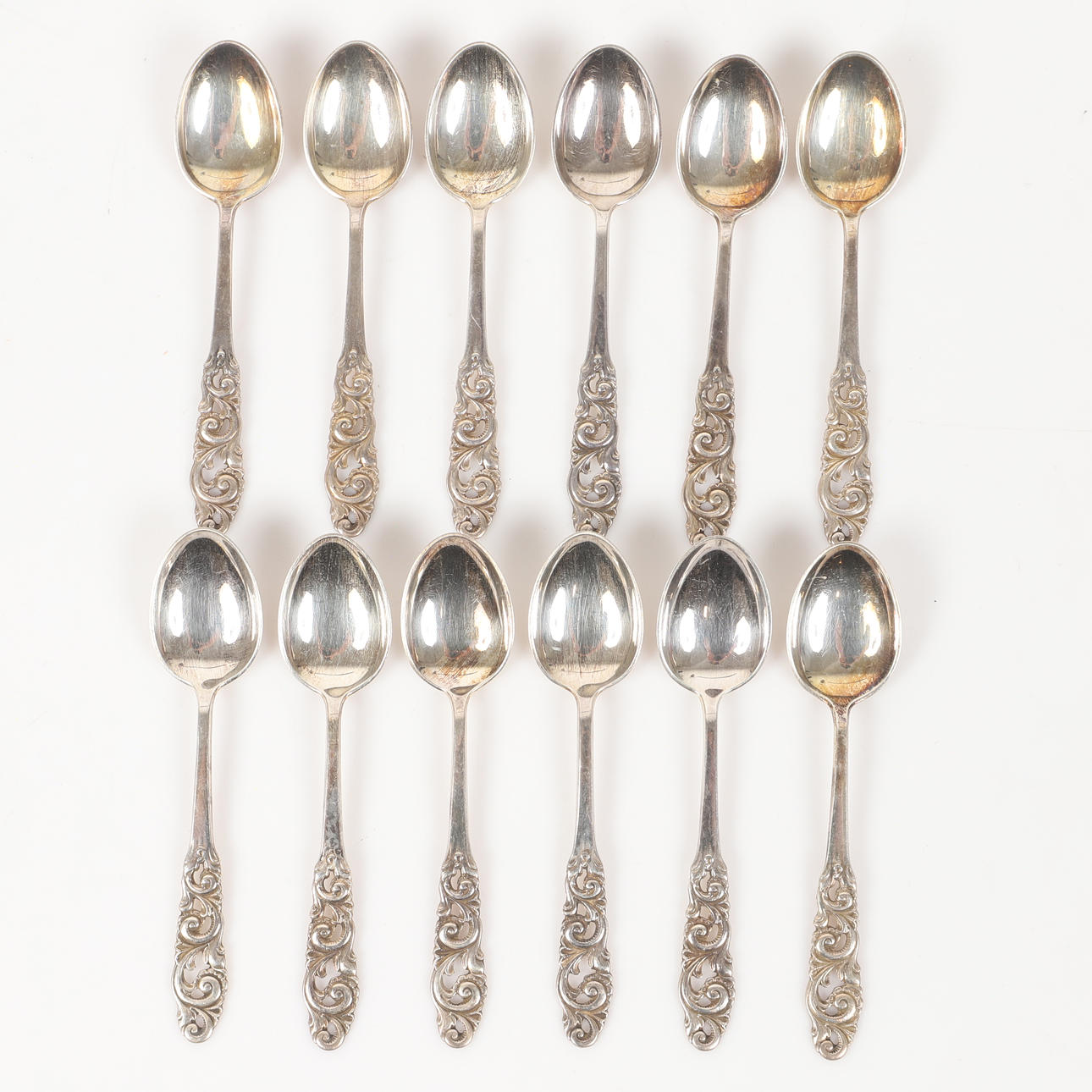 SUEDE SPOONS, 12 pieces, silver.