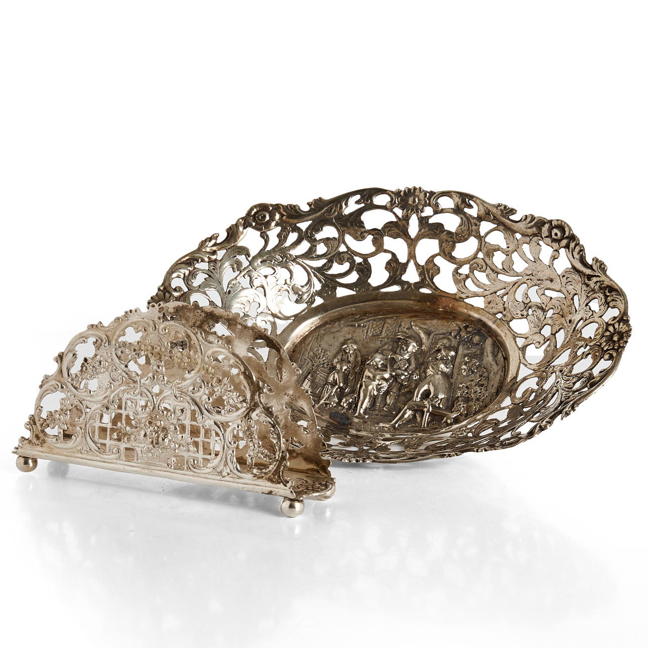 BOWL AND NAPKIN HOLDER, silver, openwork decor.
