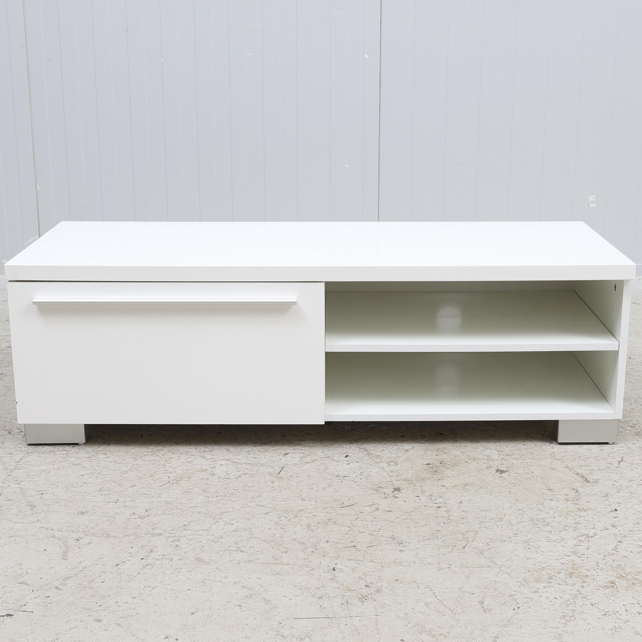 TV BENCH, Piano Lacquer, Contemporary.