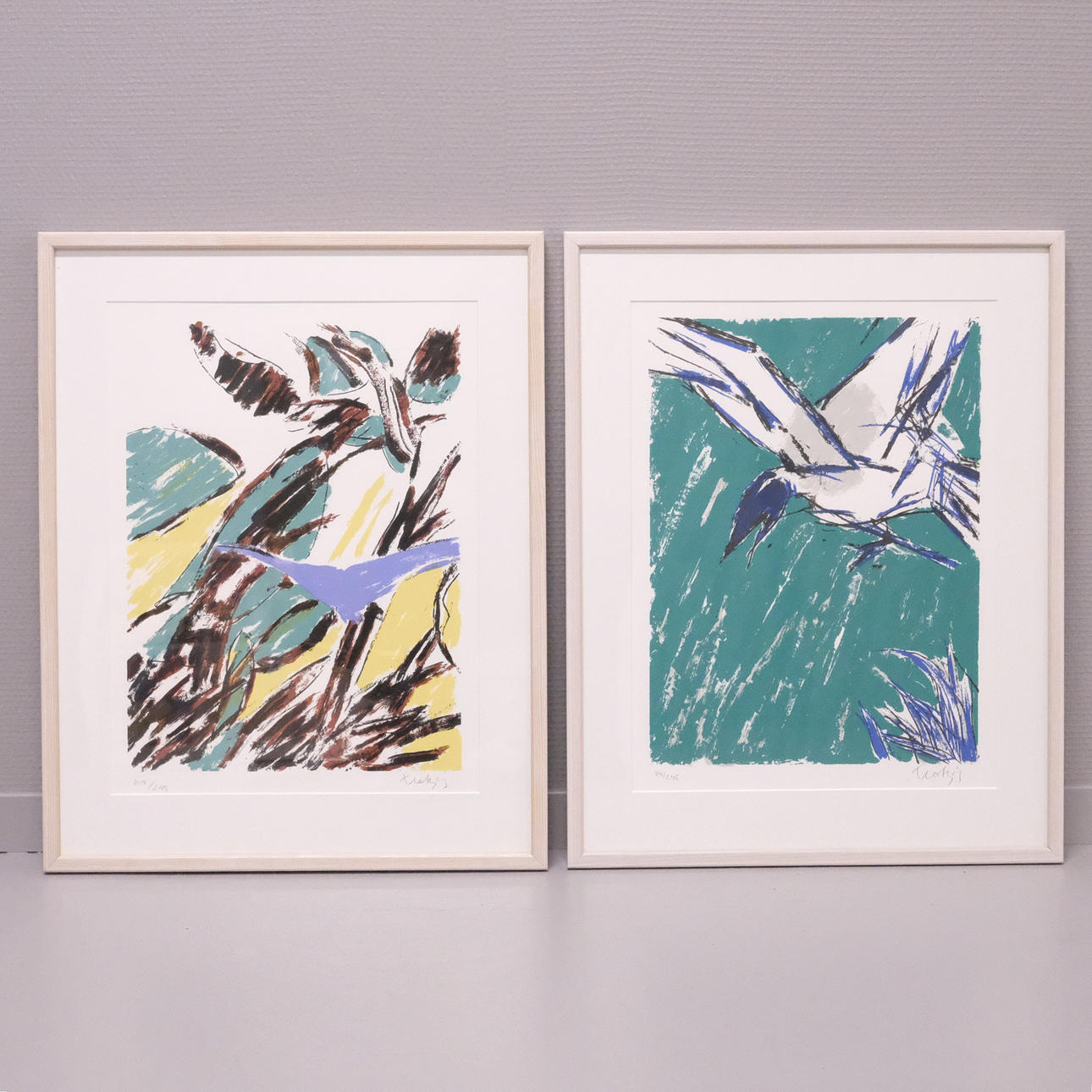 ULF TROTZIG. TWO LITHOGRAPHS, BIRDS.