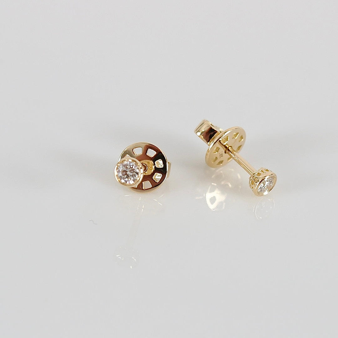 SOLITAIRE EARRINGS, 0,16ct, 18K.