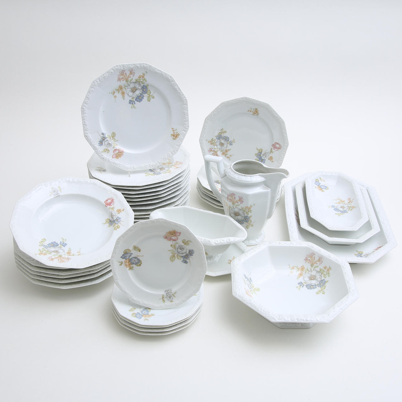 A 35-piece dining set, “Maria”, Rosenthal.