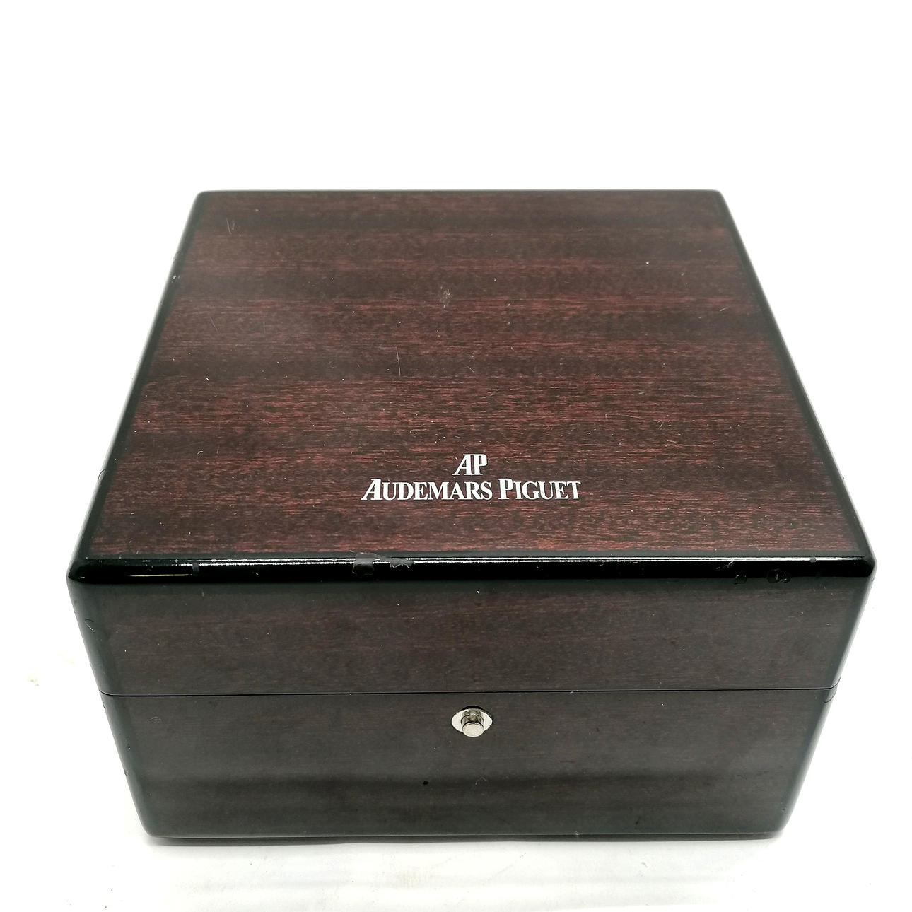 AUDEMARS PIGUET EMPTY WATCH BOX.