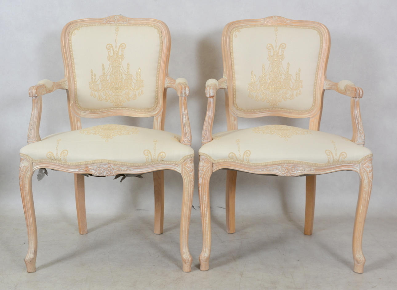 KARMSTOLAR, 1-par, Rokokostil, modern tillverkning.