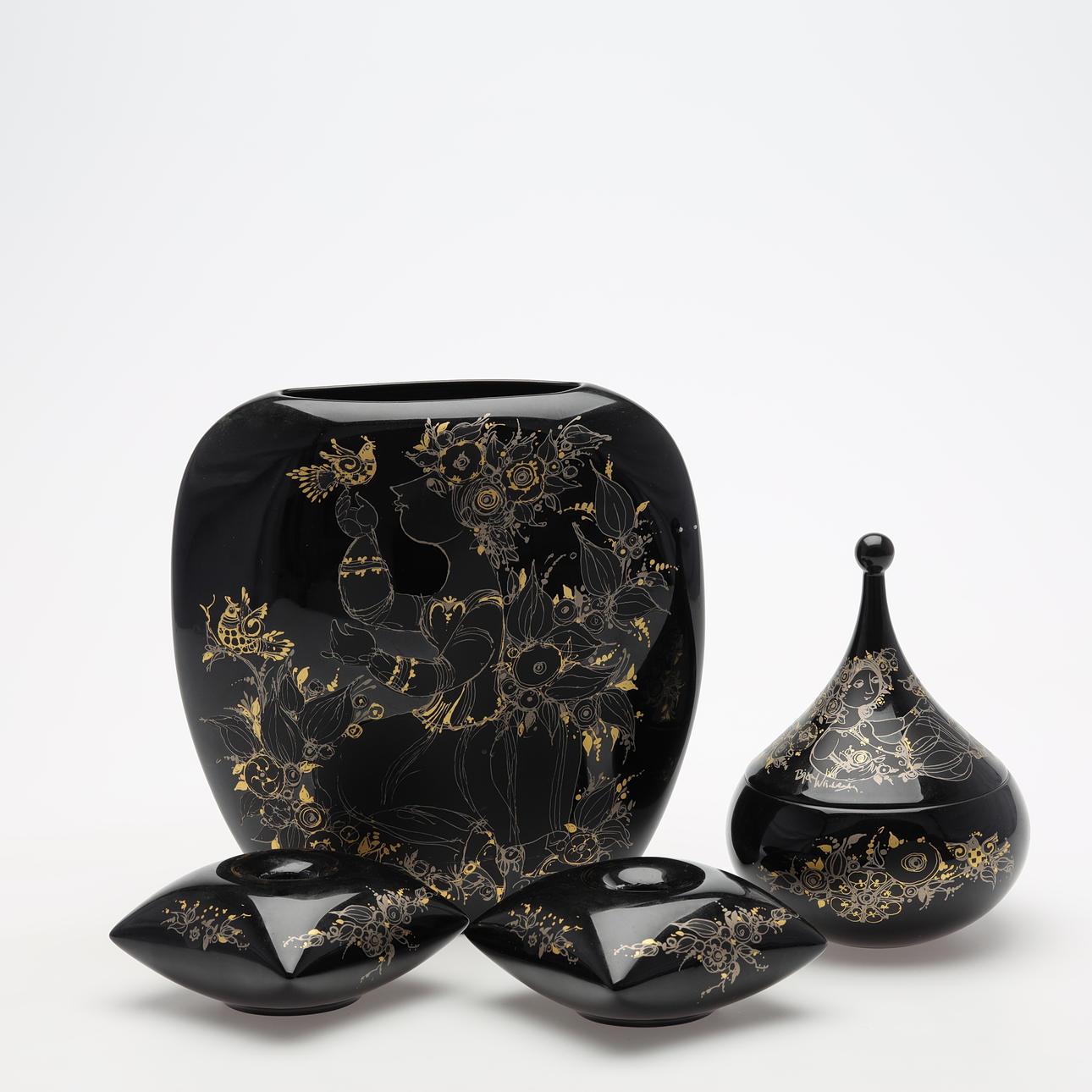 BJÖRN WIINBLAD. PORCELAIN OBJECTS 4 pieces, Rosenthal.