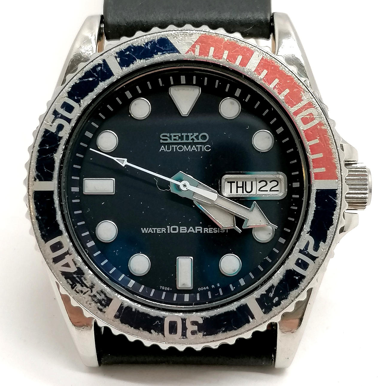 SEIKO AUTOMATIC WRISTWATCH WITH PEPSI-COLA BEZEL.