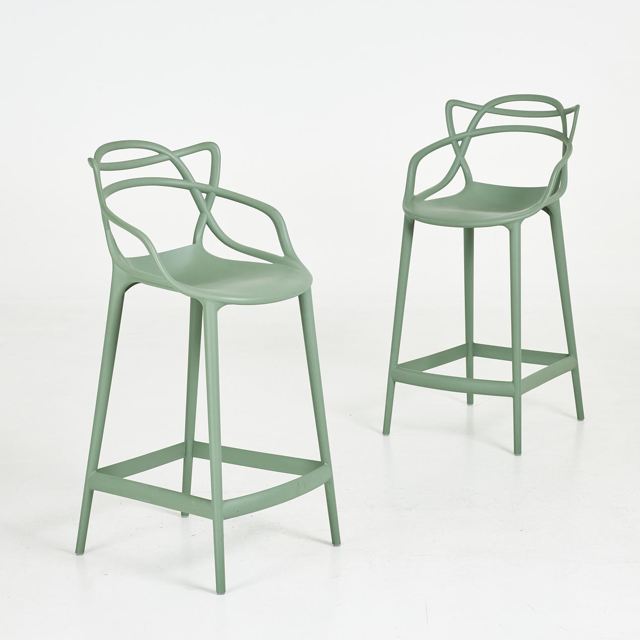 PHILIPPE STARCK & EUGENI QUITLLET. Bar stools, 1 pair, “Master's Stool”, plastic, for Kartell, under marked, Italy, contemporary manufacture.