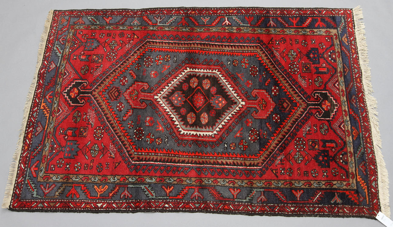 MATTA, orientalisk. 210x140 cm.