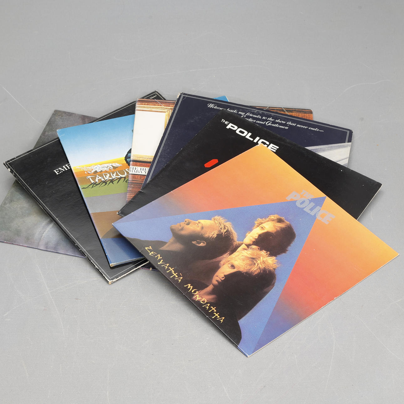 VINYL RECORDS, 7 pieces, mixed artists.