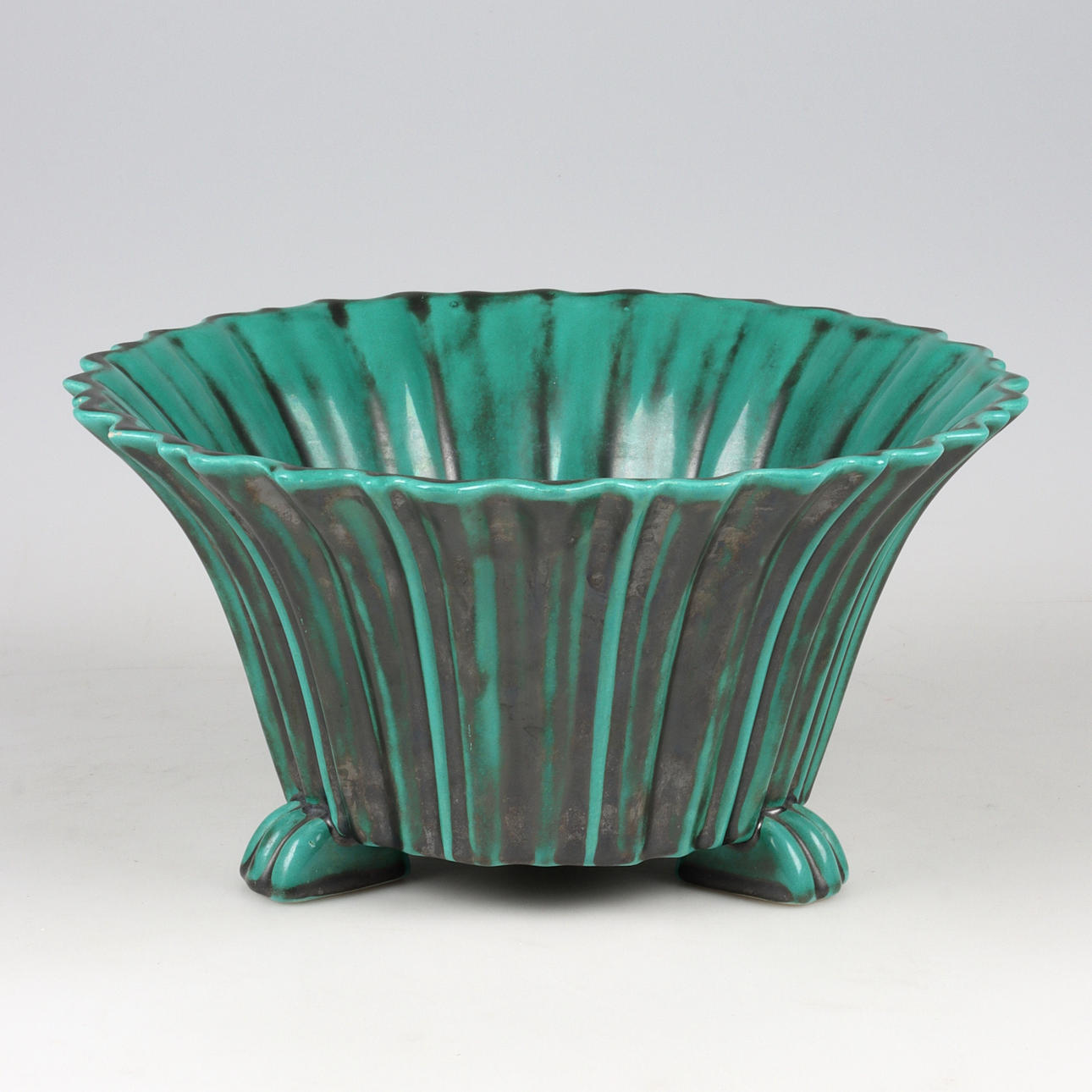 A ceramic bowl, Upsala-Ekeby. 1930s.