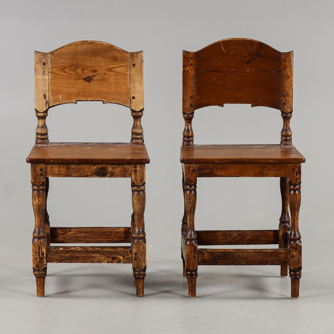 2 chairs, Allmoge 1800-Century.