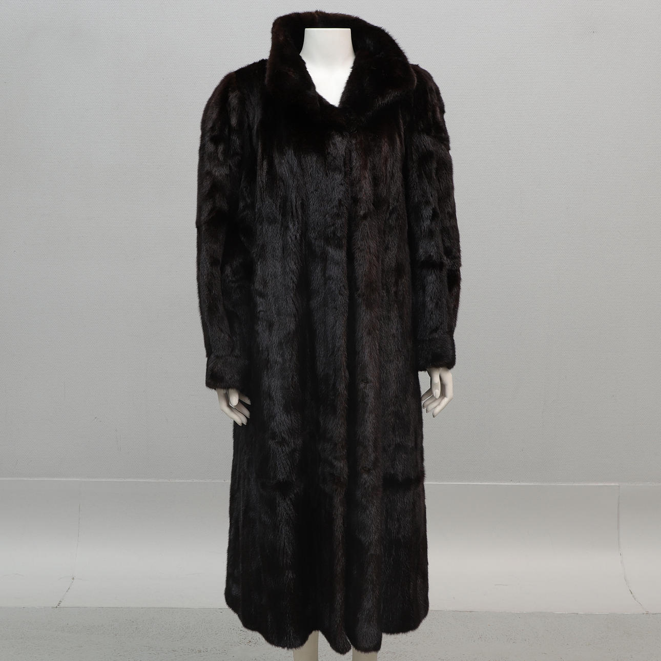 PÄLSKAPPA, mink, Borgs pälsateljé, Tranås.