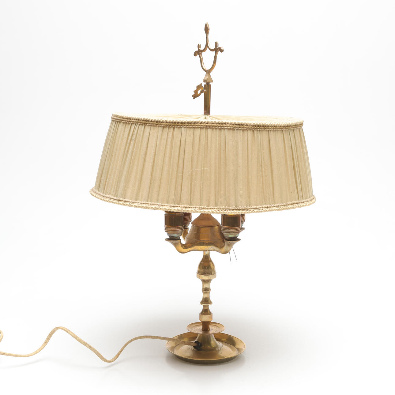 A Bouillotte table lamp, 20th century.